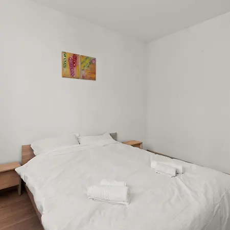 Apartament Convenient Gara De Nord