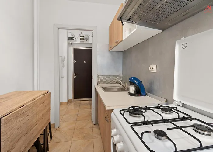 Convenient Gara De Nord *