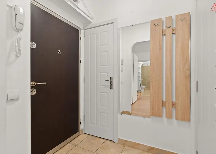 Convenient Gara De Nord