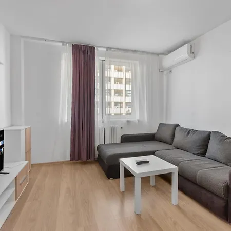 Convenient Gara De Nord Daire Bükreş